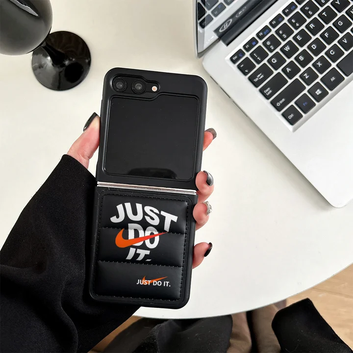 NIKE galaxy s26ケース ダウンジャケット