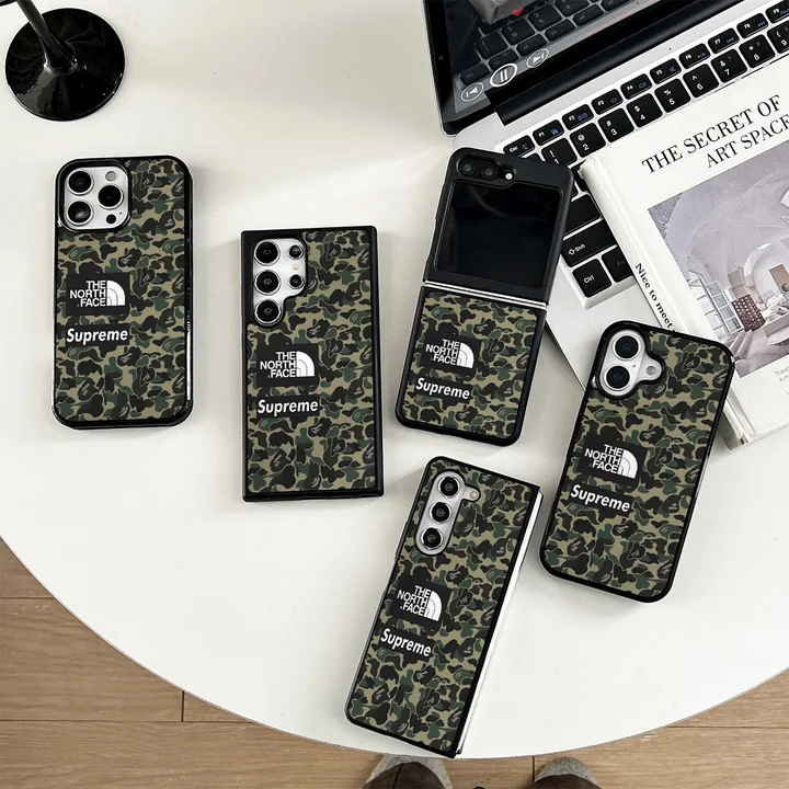 シュプリーム×ノースフェイス iphone17 proケース