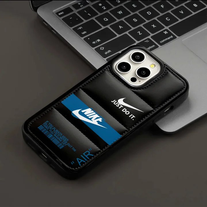 ナイキ iphone17 proケース 高校生