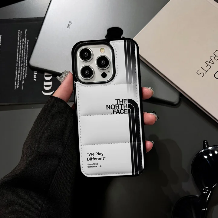 ノースフェイス 携帯ケース