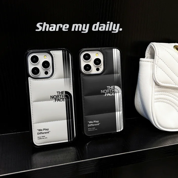 THE NORTH FACE iphone17ケース ダウンジャケット風
