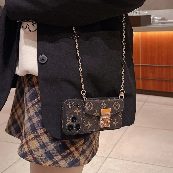 ルイ ヴィトンiPhone17携帯ケース ショルダー ストラップ付き