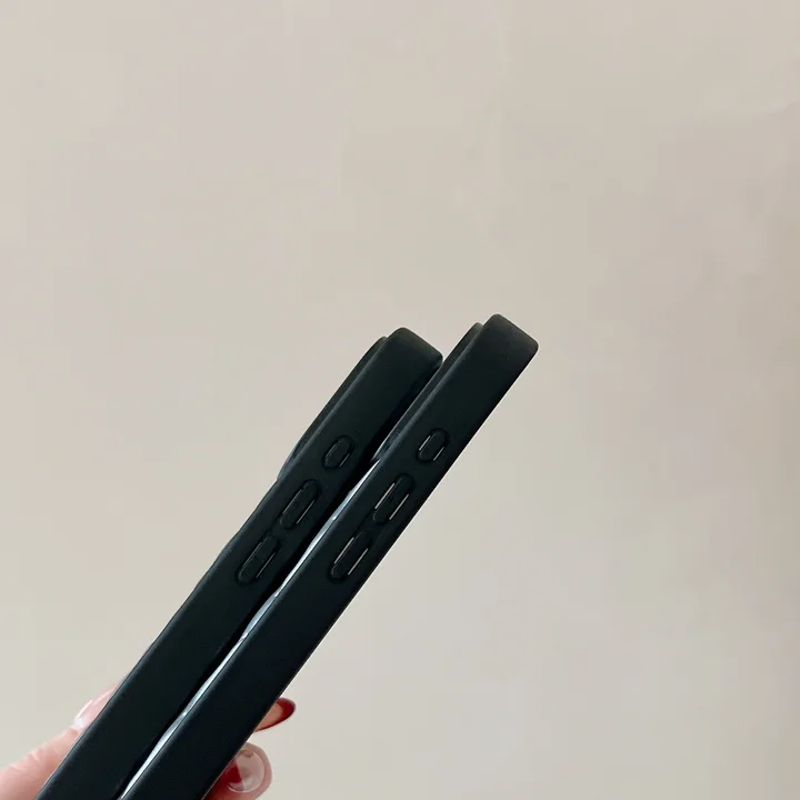 ルイヴィトン iPhone17ケース エンボスレザー