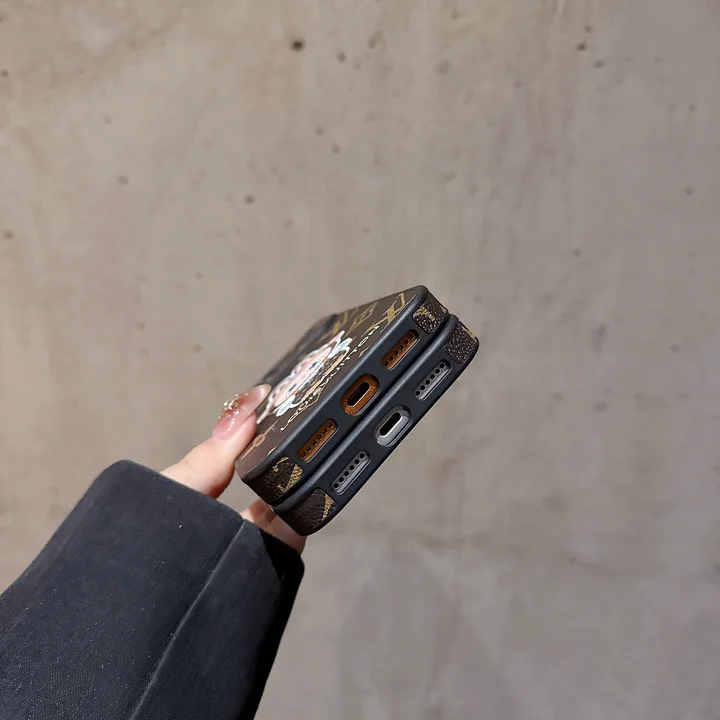 ルイヴィトン iphone17携帯ケース アニメ風