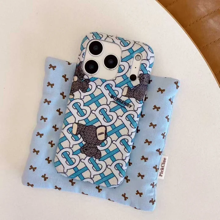 burberry iphone17 proケース 熊柄 かわいい