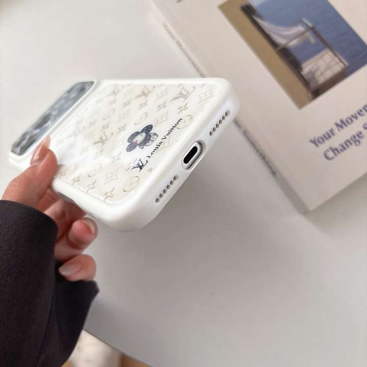 lv iphone17カバー 着脱しやすい