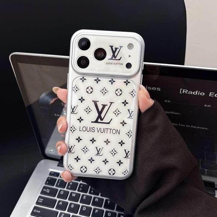ルイヴィトン iphone17 proシリコンケース