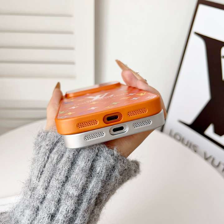 LV iPhone17 proケース 軽い 薄型