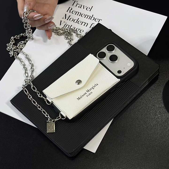 マルジェラ iphone17 pro ケース 背面 手帳型