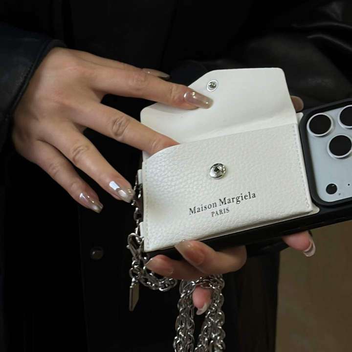 マルジェラ アイフォン17ケース カップル お揃い