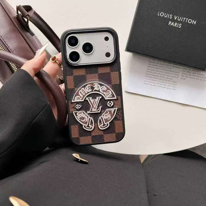 ルイヴィトンxクロームハーツ iphone17 proスマホケース