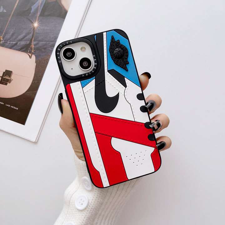 ナイキ iphone17eケース 高校生