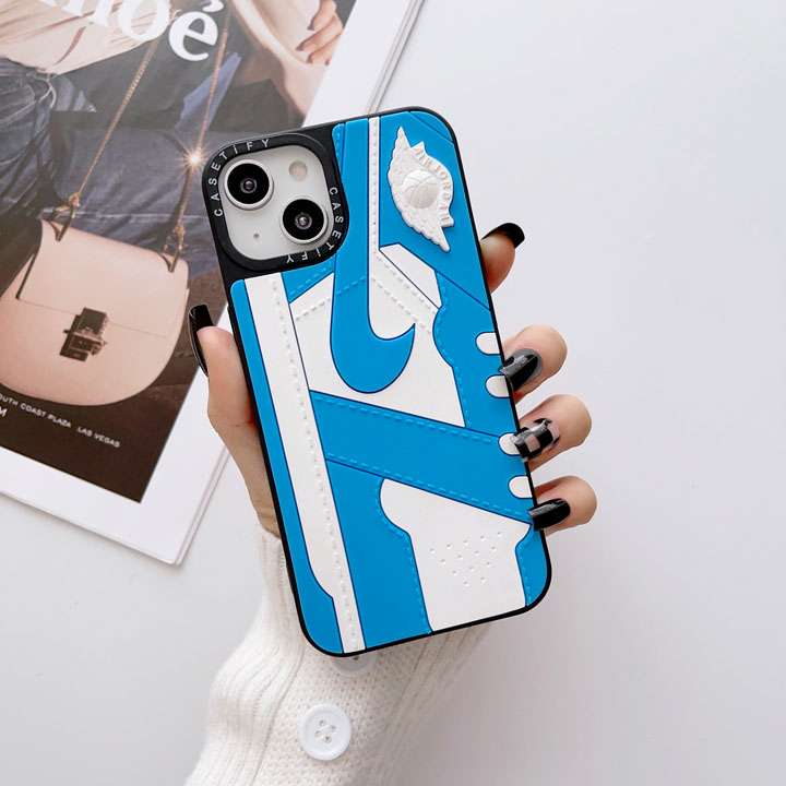 ナイキ iphone17ケース高校生 流行り