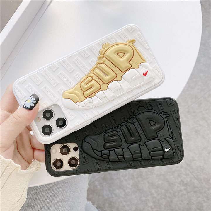 シュプリームiphone17eケース スニーカー柄