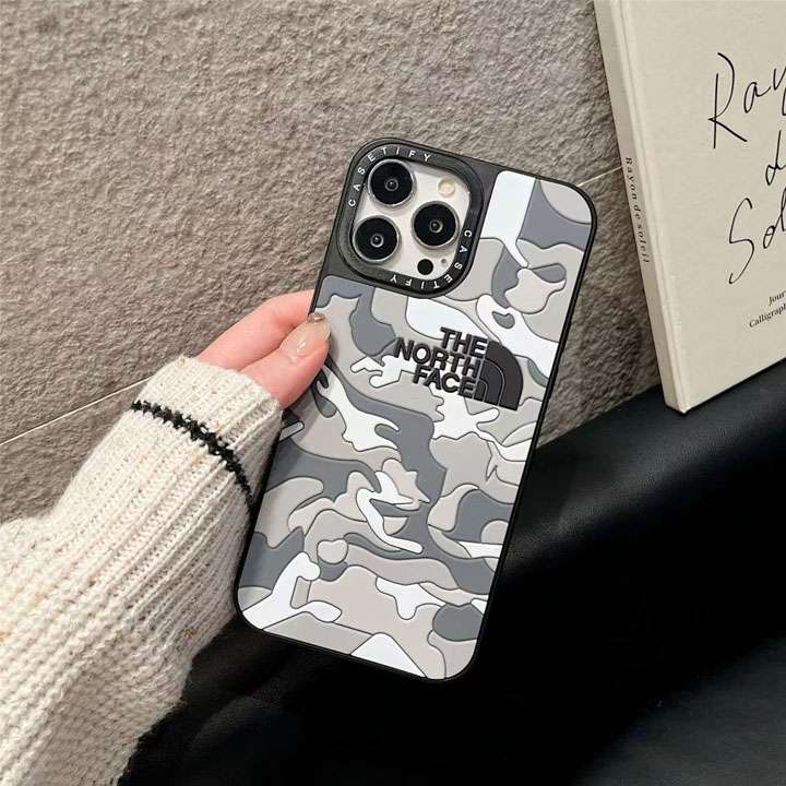 ノース iphone17シリコンケース