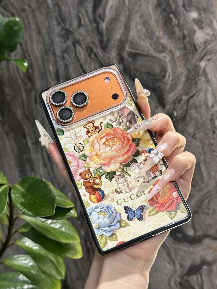 gucci iphone17 pro maxカバー 芸能人おしゃれ