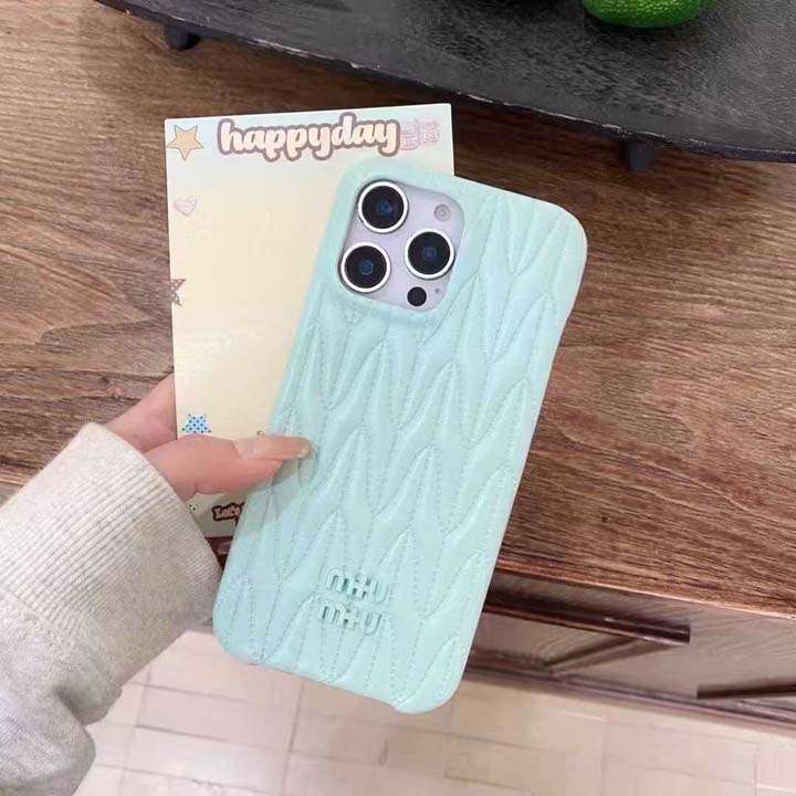 ミュウミュウ iphone17ケース親肌手触り