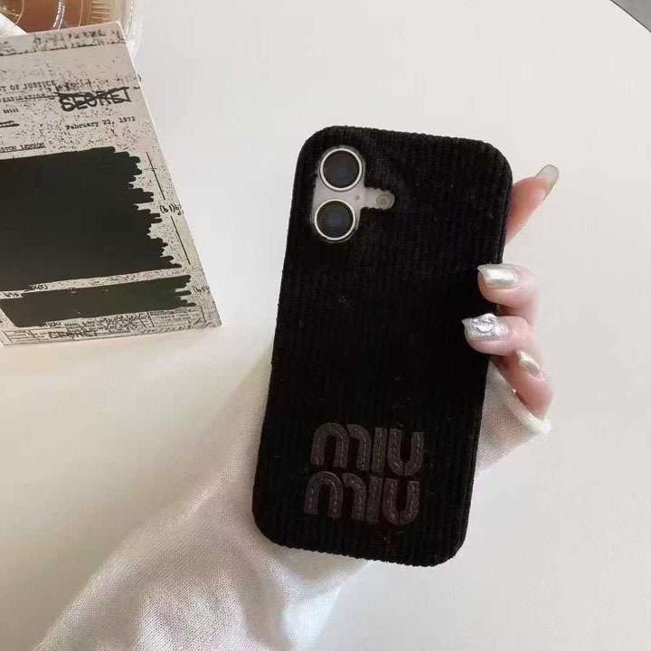 ミュウミュウ iphone17ケース 替えた