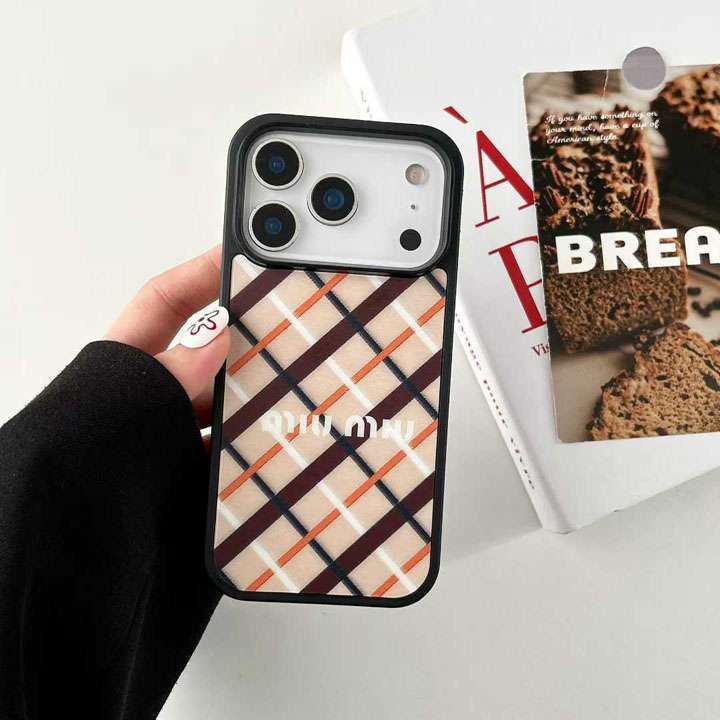 miumiu iphone17promaxカバー 女子 人気