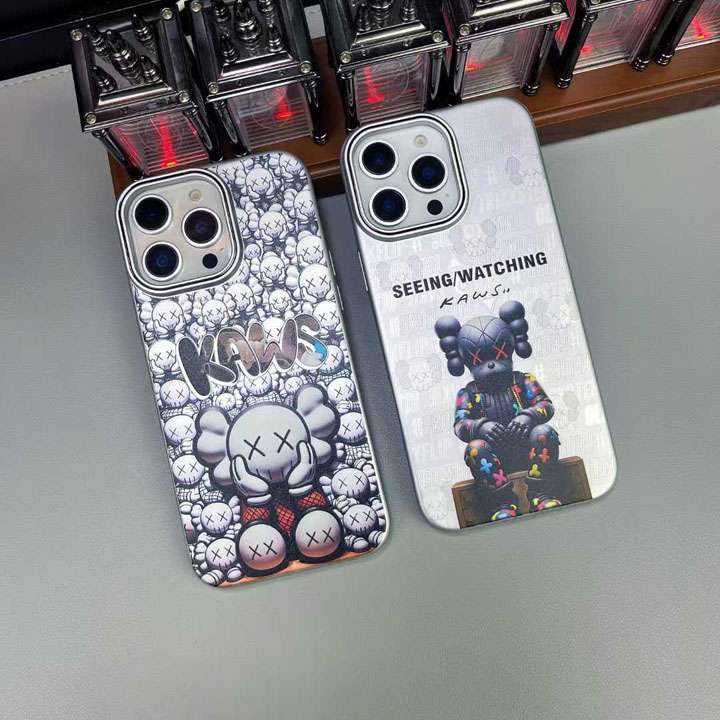 カウズmagsafeケース