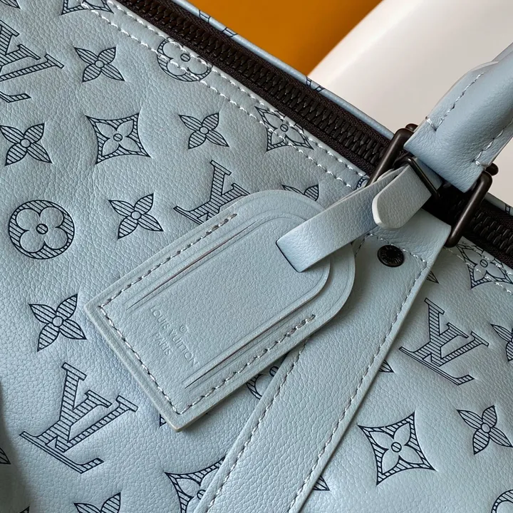モノグラム・シャドウ VUITTON キーポル