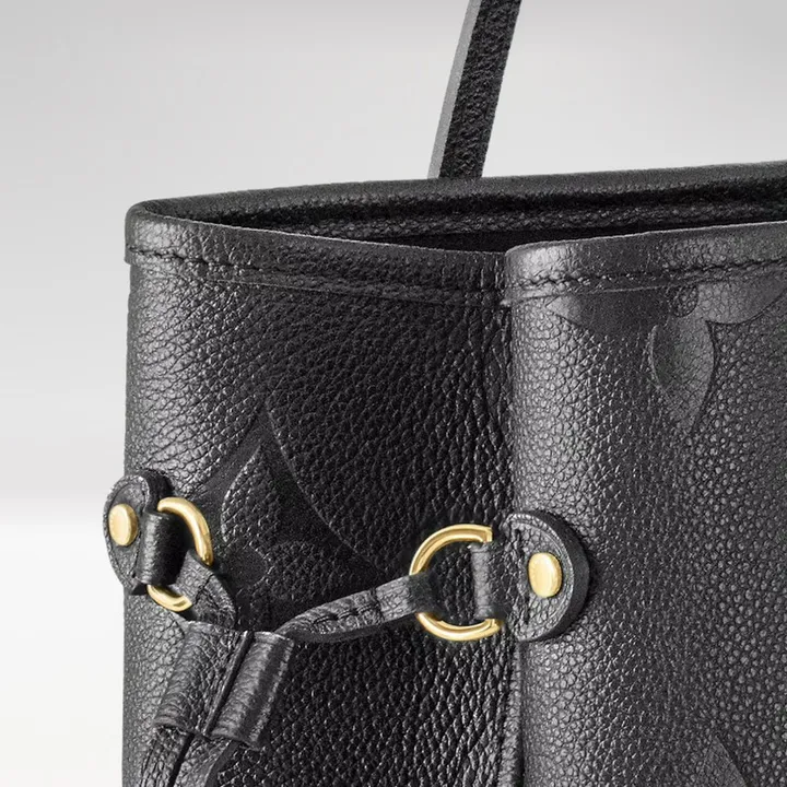 LOUIS VUITTON M45685 コピー