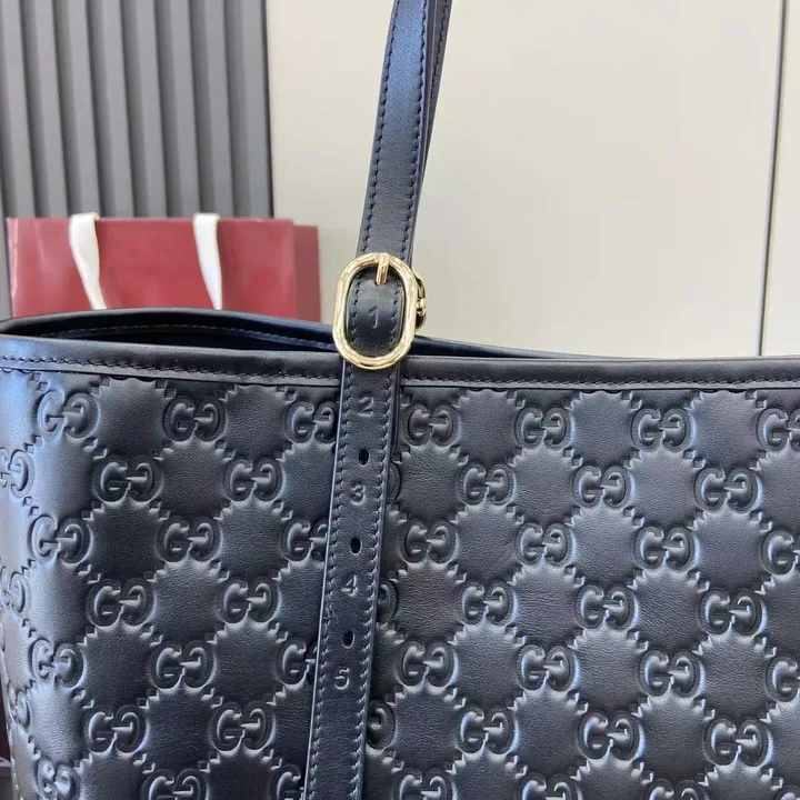 グッチ ビジネスバッグ