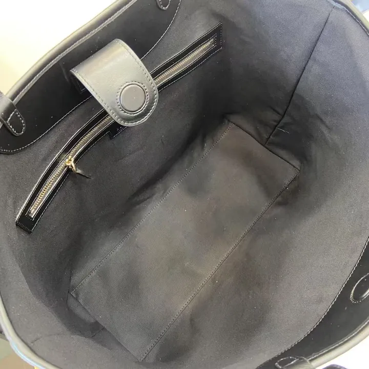 ブラック トートバッグ GUCCI