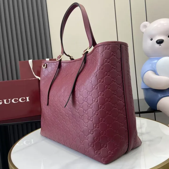 グッチ トートバッグ 大容量 収納