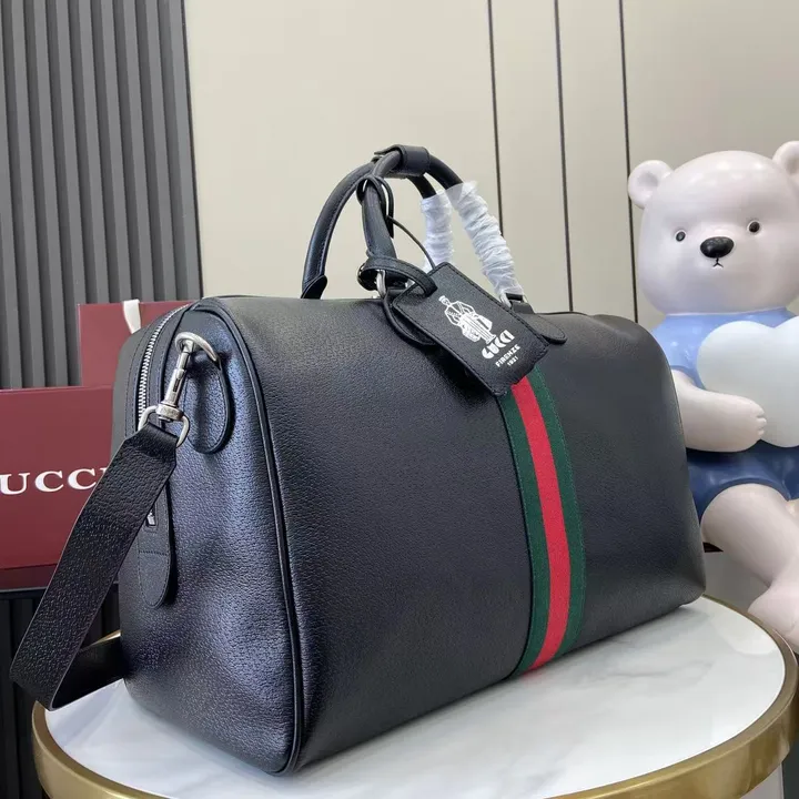 GUCCI ミディアム ダッフルバッグ