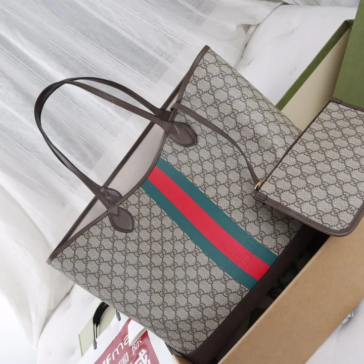 GUCCI ラージトートバッグ