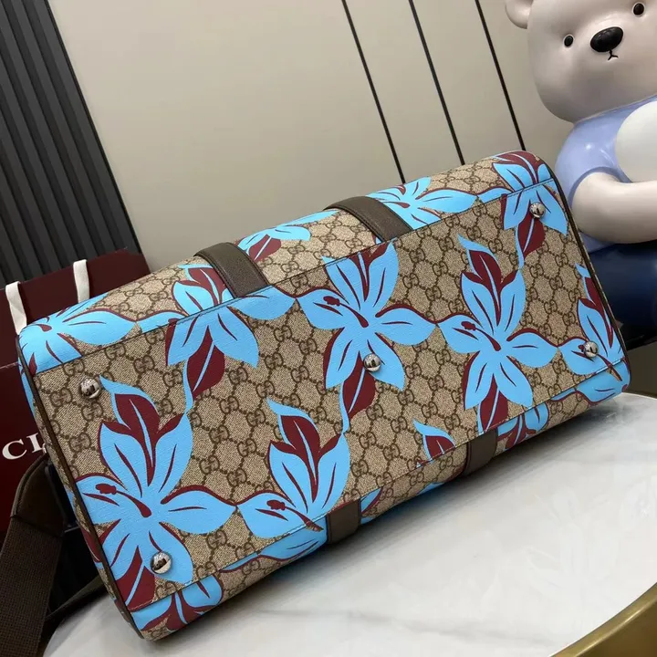 グッチ GGプリント ダッフルバッグ