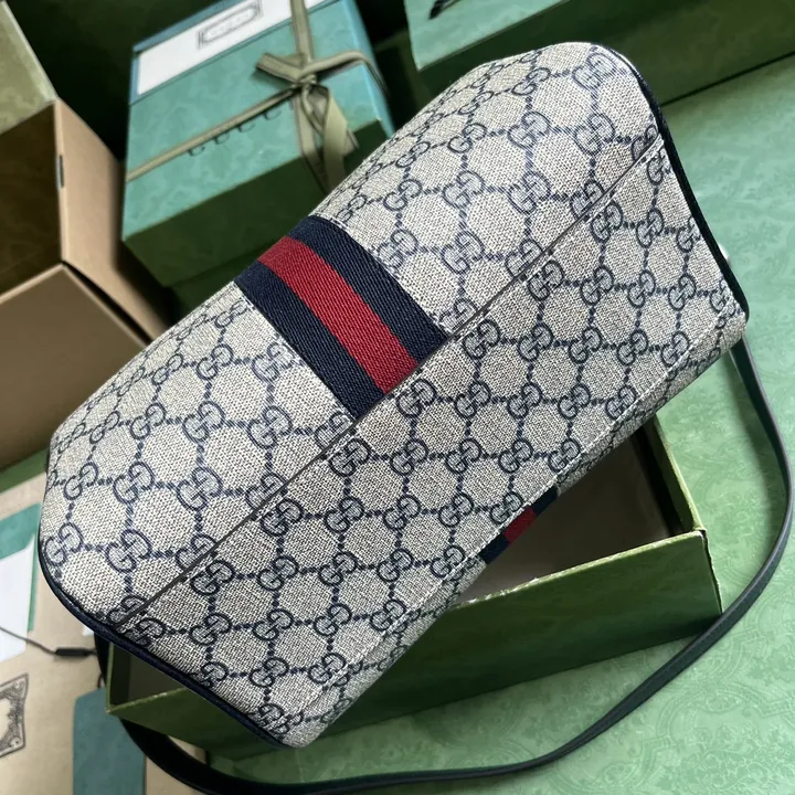 グッチ スモール ボストンバッグ