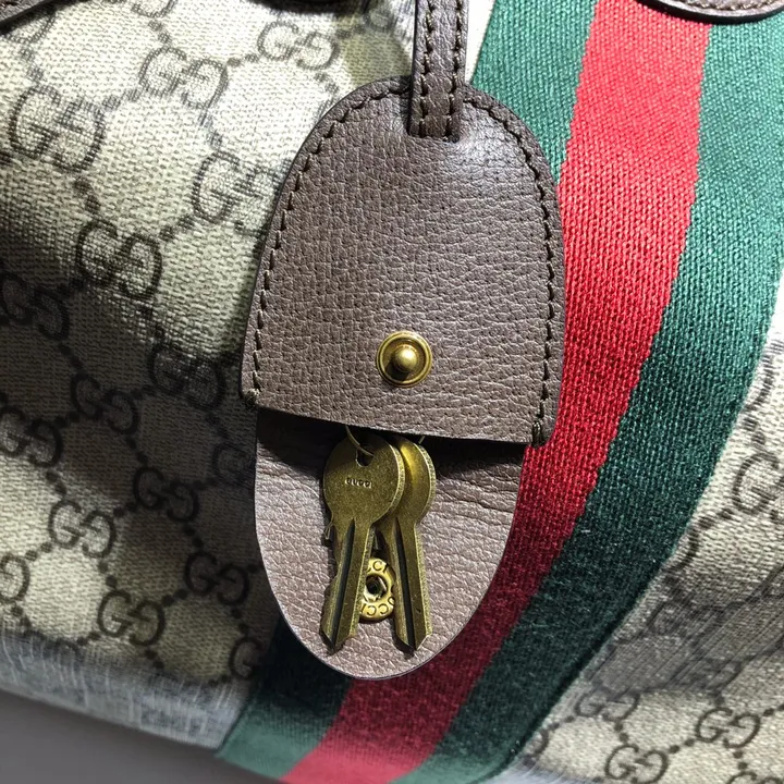 GUCCI 834460 FAEOI 9746