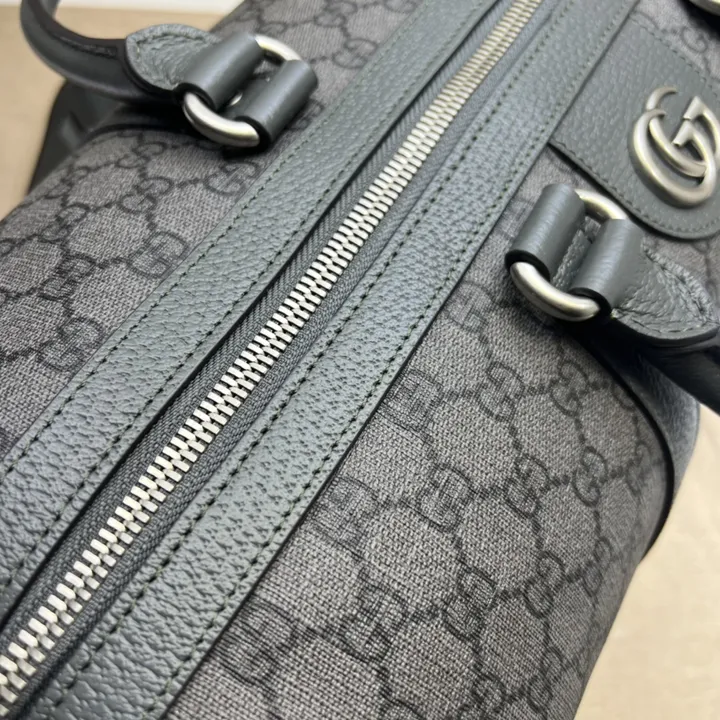 グッチ ダッフルバッグ おしゃれ