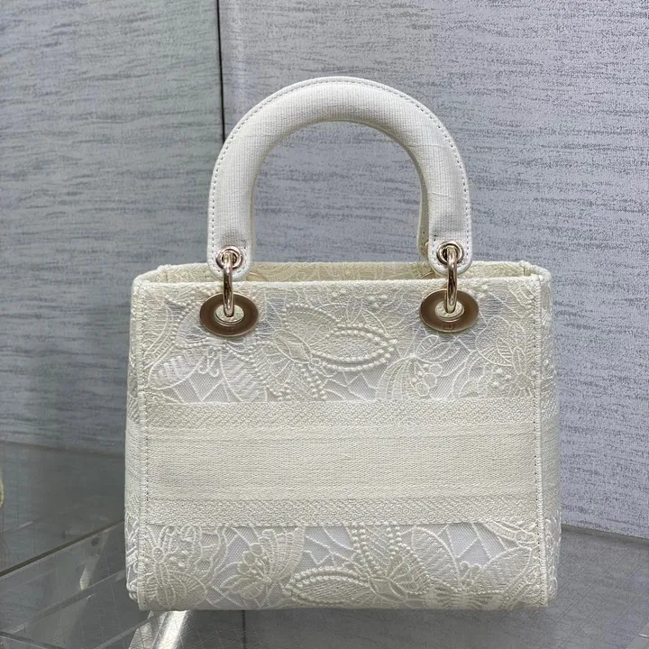 ディオール 刺繍が レースバッグ