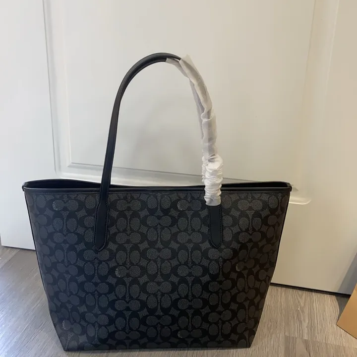 COACH 大容量 トートバッグ レディース