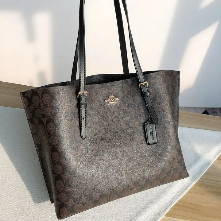 COACH モリー トートバッグ