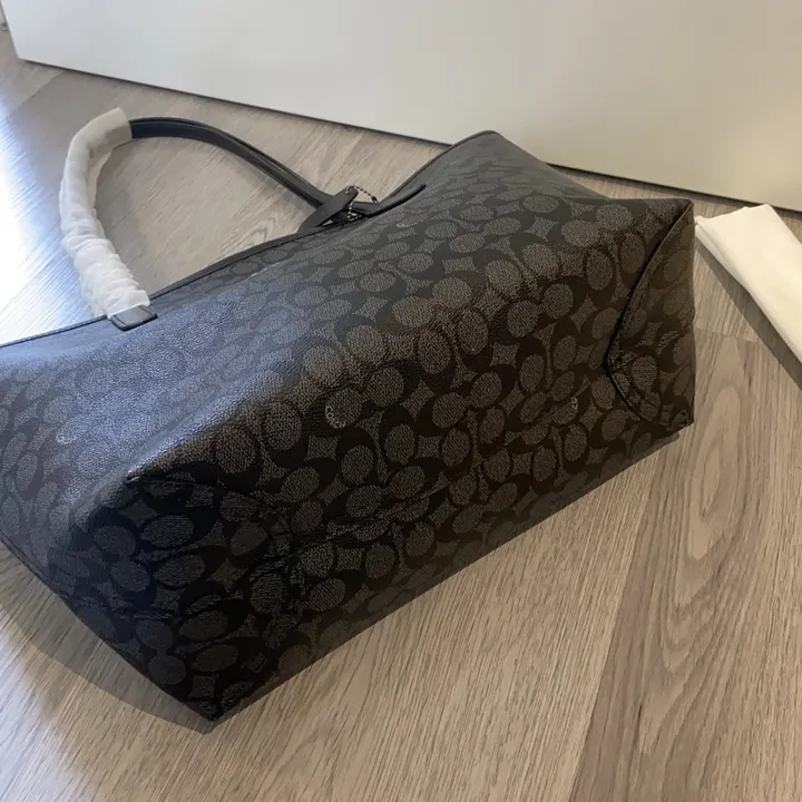 COACH 大容量 トートバッグ レディース