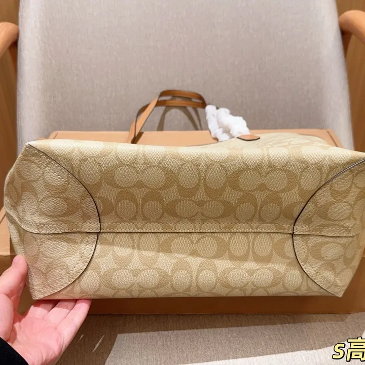 COACH 手提げ バッグ