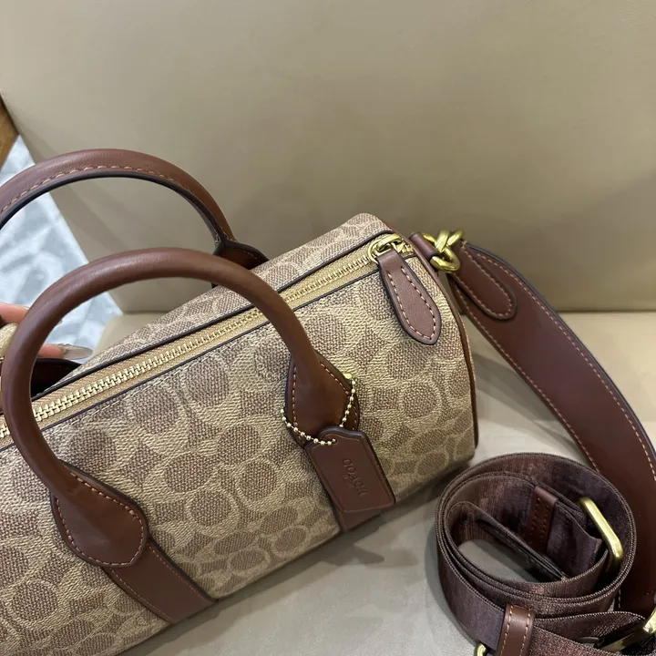 COACH コンパスバッグ 25 レディース