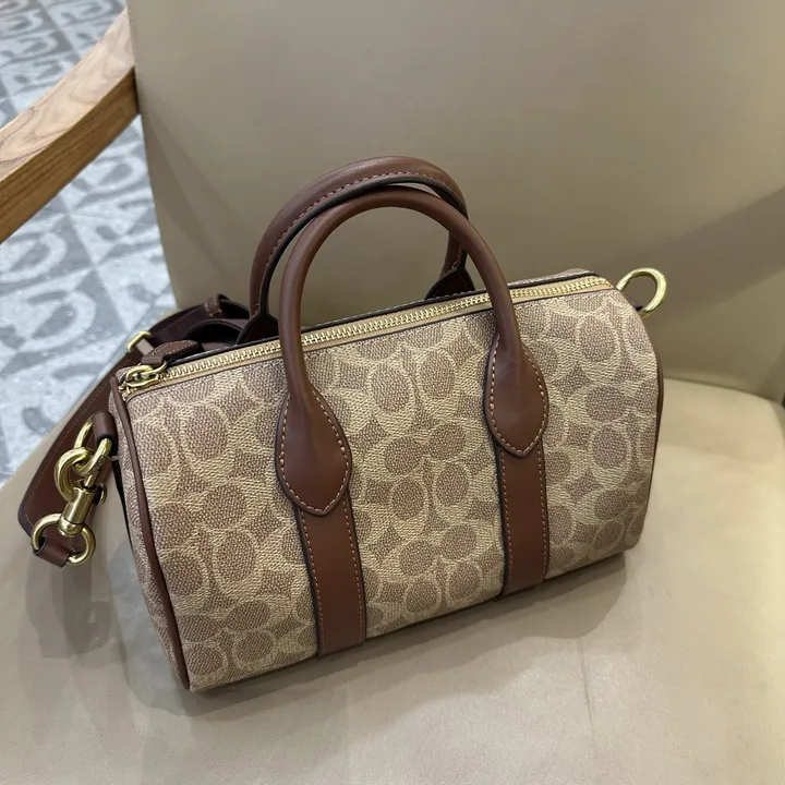 COACH ボストンバッグ 人気