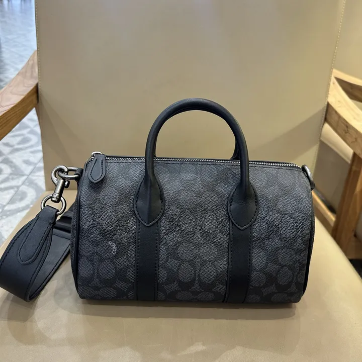 COACH ボストンバッグ
