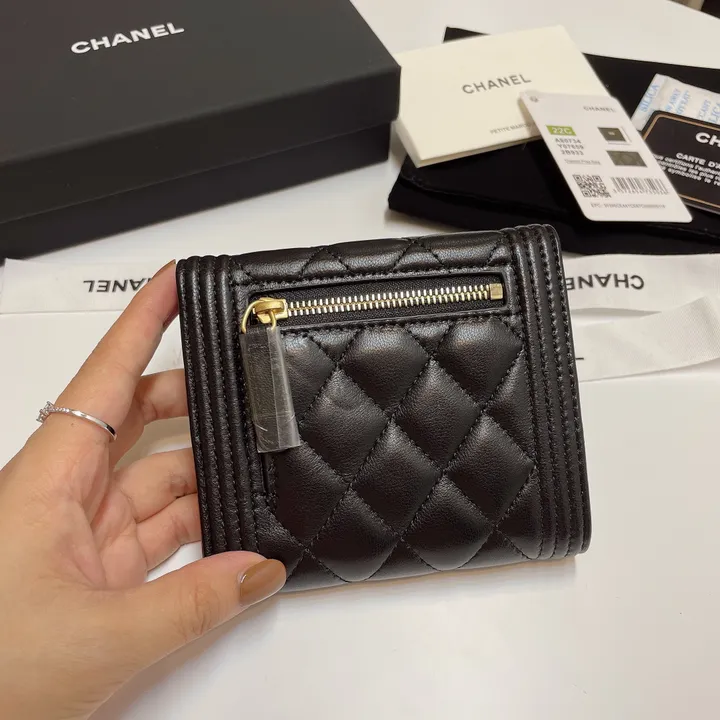 CHANEL ボーイシャネル ミニ財布