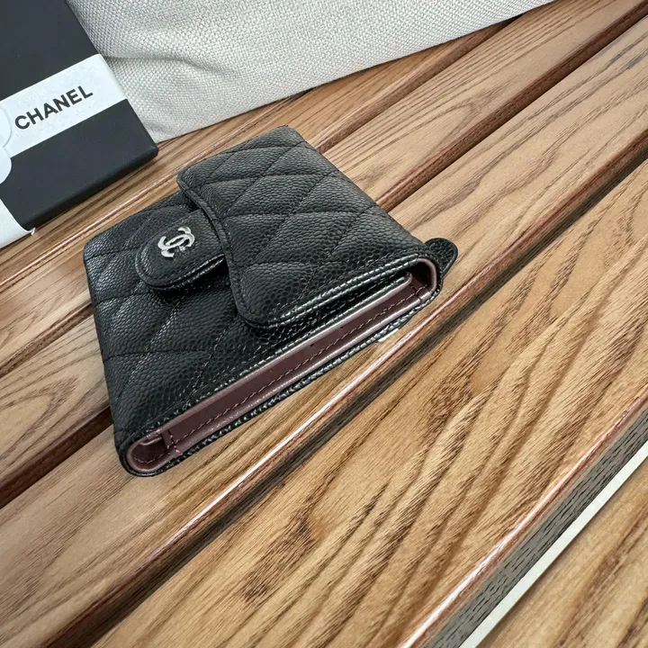 上品 シャネル フラップウォレット