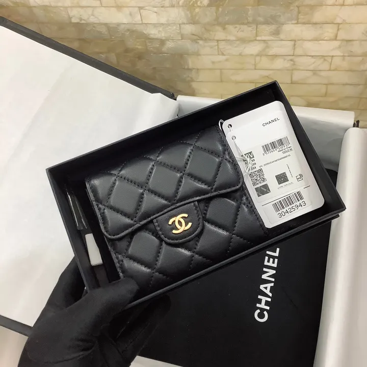 シャネル マトラッセ 財布
