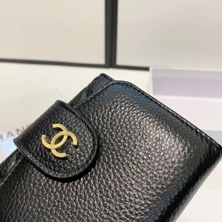 シャネルレディース財布 黒