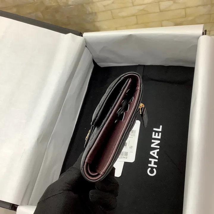 シャネル財布 人気