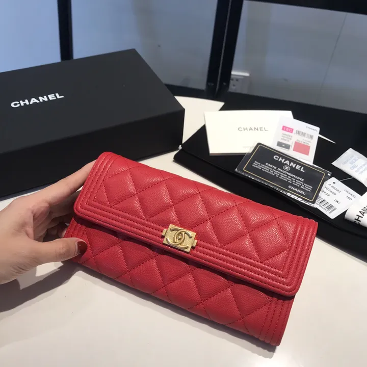 美品 CHANEL ボーイシャネル 長財布