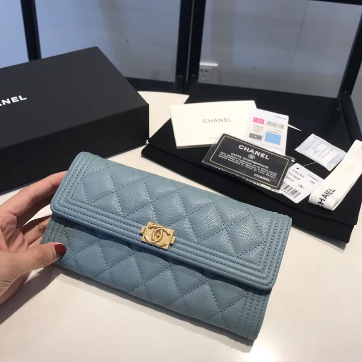 レディース CHANEL ボーイシャネル